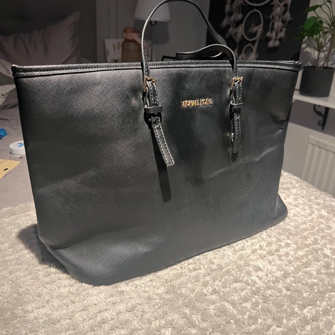 Svart väska från Michael Kors