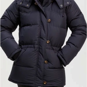 Boomerang jacka  - Säljer nu min boomerang jacka. Har använts under två vintrar