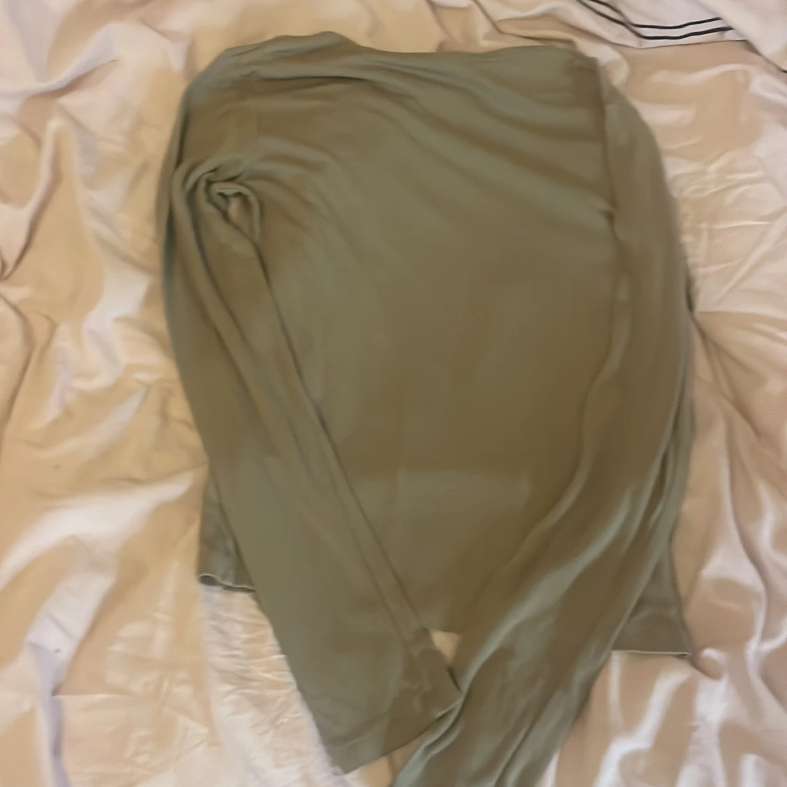 Olivgrön långärmad tröja - 91