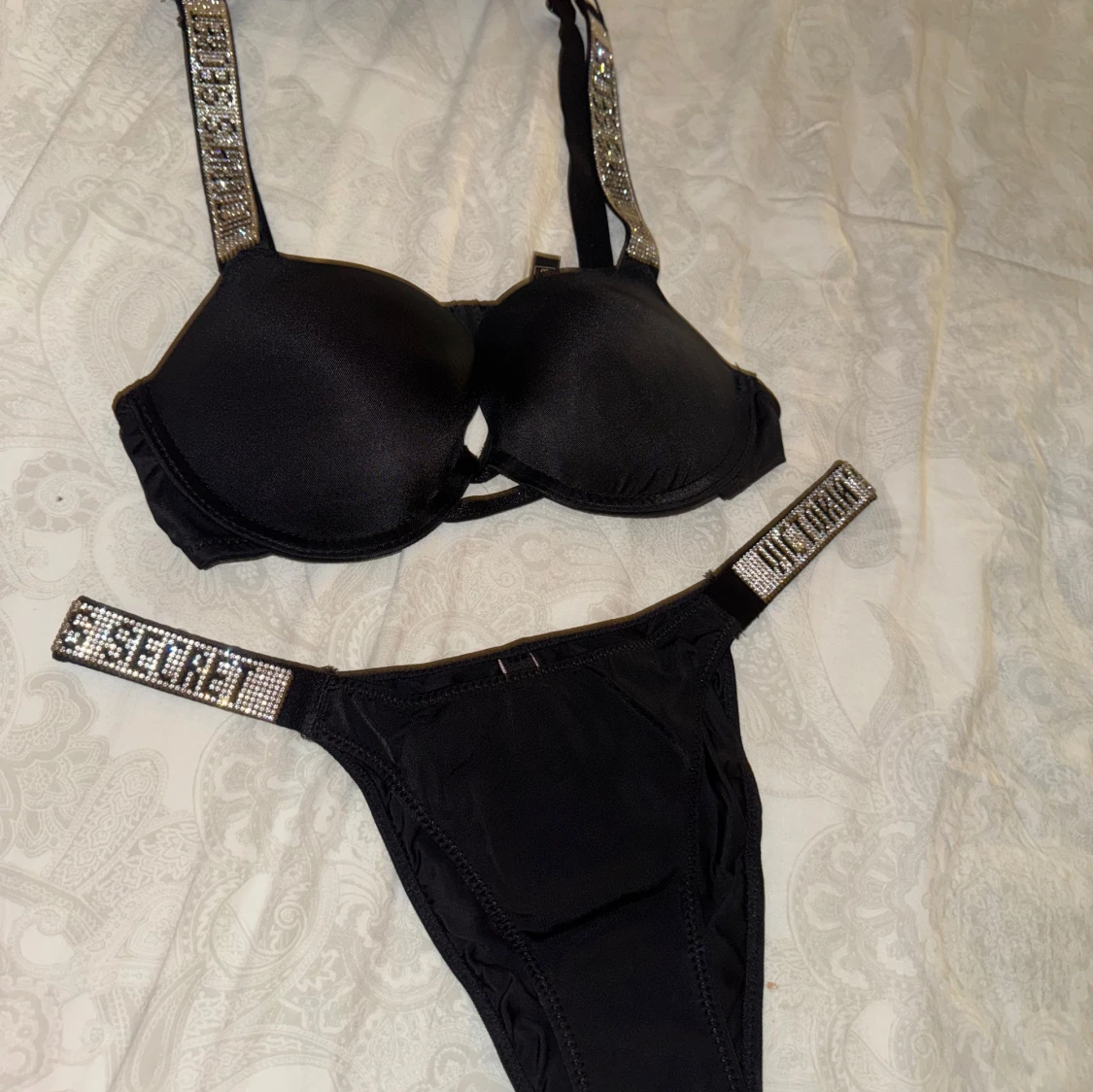 Svart set från Victoria's Secret - 91