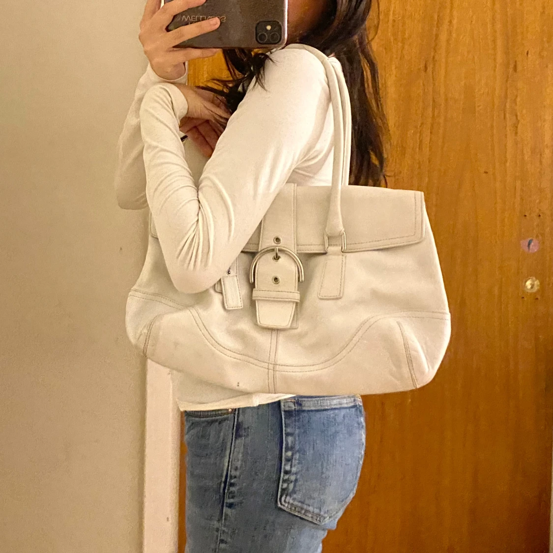 Vit handväska från Coach - 93