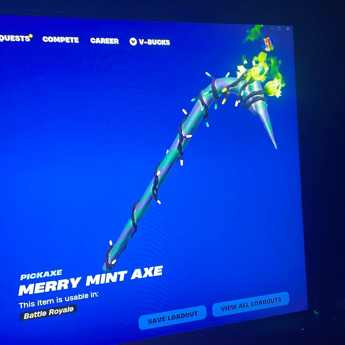 Ett konto me s7 och uppåt har även MERRY MINT AXE. De är 58skins RARE KONTO SCammer bud =block GÅR EJ FÖRST!!!!!
