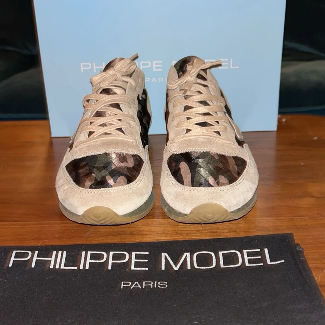 Camouflage trainers från Philippe Model - 91