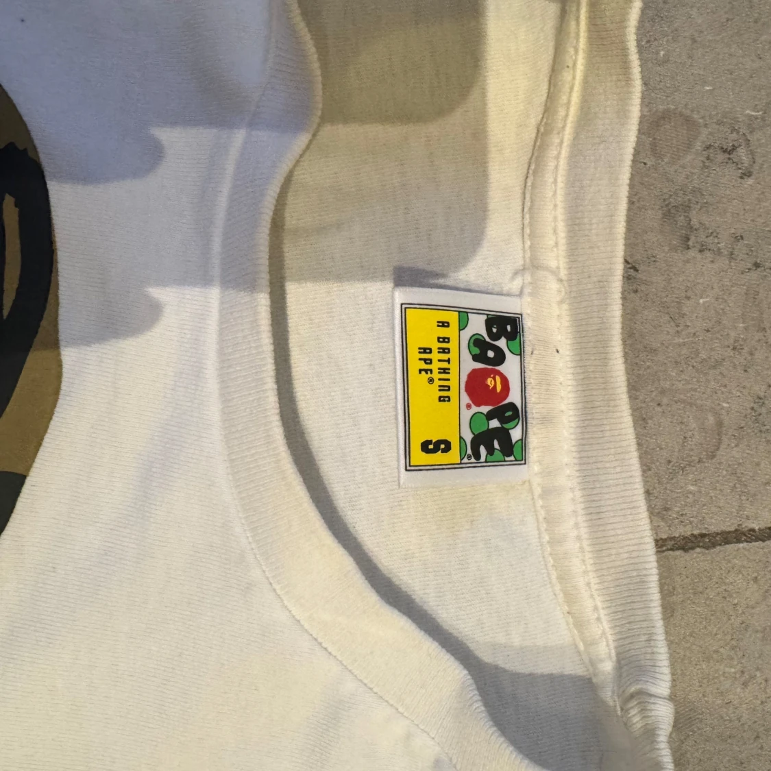 Vit t-shirt från A Bathing Ape - 91
