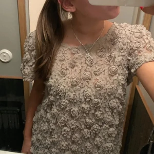 Ida Sjöstedt tröja - Super söt tröja från Ida Sjöstedt som inte kommer till någon användning💘