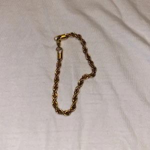 20 cm armband - Det är ett 20 cm armband som är stainless steal, helt nytt skriv i dm för frågor eller annat Med vänlig hälsning, ChainsSverige