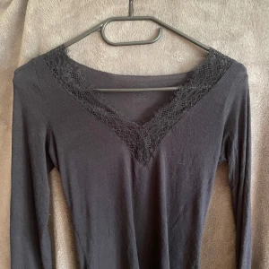 Inimissmi tröja - Storlek S