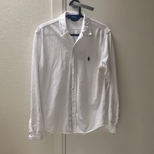 Vi Ralph Lauren skjorta - 8/10 Använd men i mycket bra skick