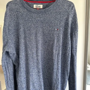 Tröja Tommy Hilfiger - Tröja från Tommy Hilfiger