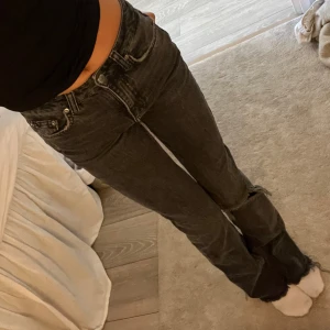 Jeans gina tricot - Populära jeansen från gina, superfina men kommer ej till användning längre! 🫶