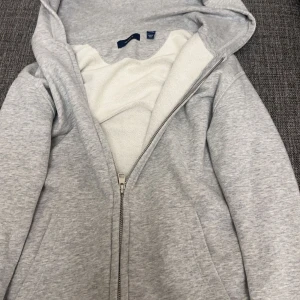 Gant kofta - 16/17 årringar 