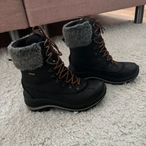 Graninge kängor - Fint skick, inte mkt använda.  Storlek 36