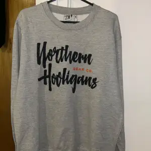 Northern Hooligan sweatshirt  Oanvänd  Storlek M   Nypris 699kr 