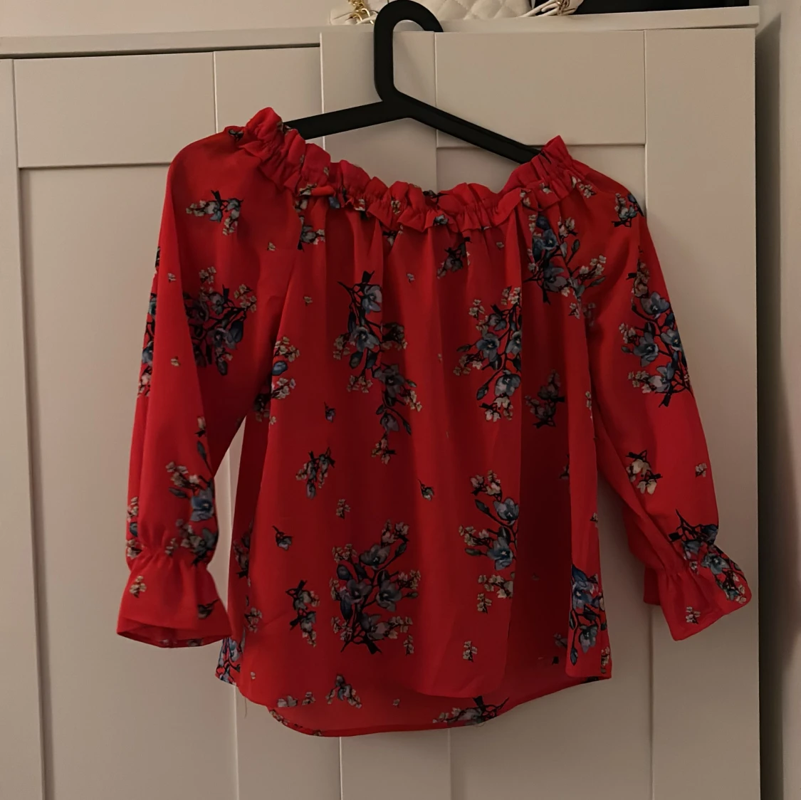 Blommig blus/topp - 90