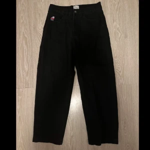 polar BIG BOYS - Jeans - Jeans jag köpt för länge sen men de har bara legat i garderoben, aldrig använda | L30 | Pris kan diskuteras | Kontakta vid frågor