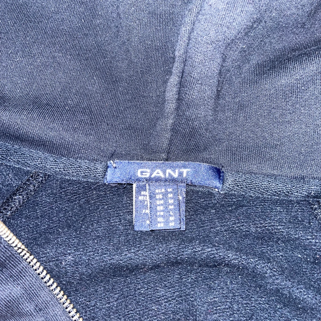 Blå Ziphoodie från GANT - 2