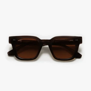 CHIMI 04 - Jätte fina solglasögon från chimi i modellen 04. Sparsamt använda och alla tillhörande delar följer med. Perfekta till sommaren!