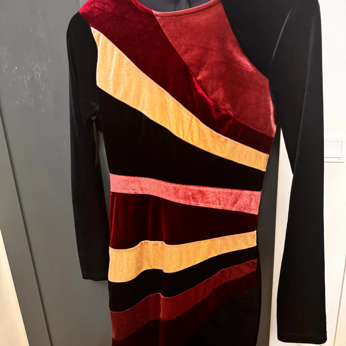 Flerfärgad klänning från Fashion Nova - 92