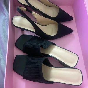 Klackskor - 250kr styck , Båda är oanvända