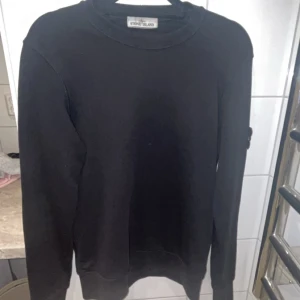 Stone Island tröja - Skick 8/10 Storlek S, fick denna i utbyte.  