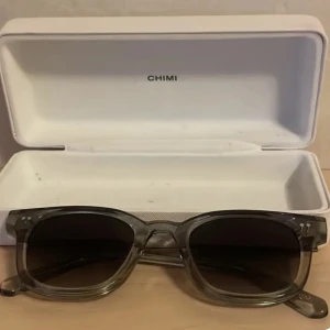 Chimi - Skick:9/10 Modell:02 Säljs då jag knappt har använt dem. Finns bild på kvitto om man vill se.