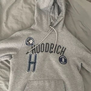 Hoodrich hoodir - Grå hoodie