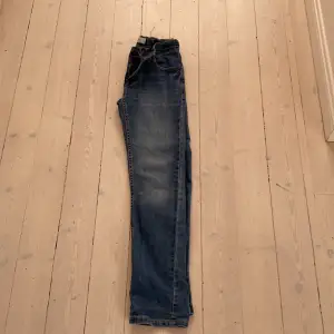 Levis jeans modell 511 Slim Justerbar midja, gylf med dragkedja