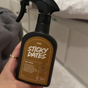 Ny lush body spray (Sticky dates) - Endast testad.