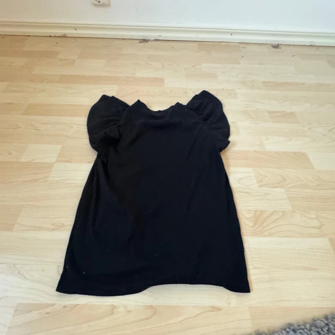 Svart topp från Pernilla Wahlgren - 1