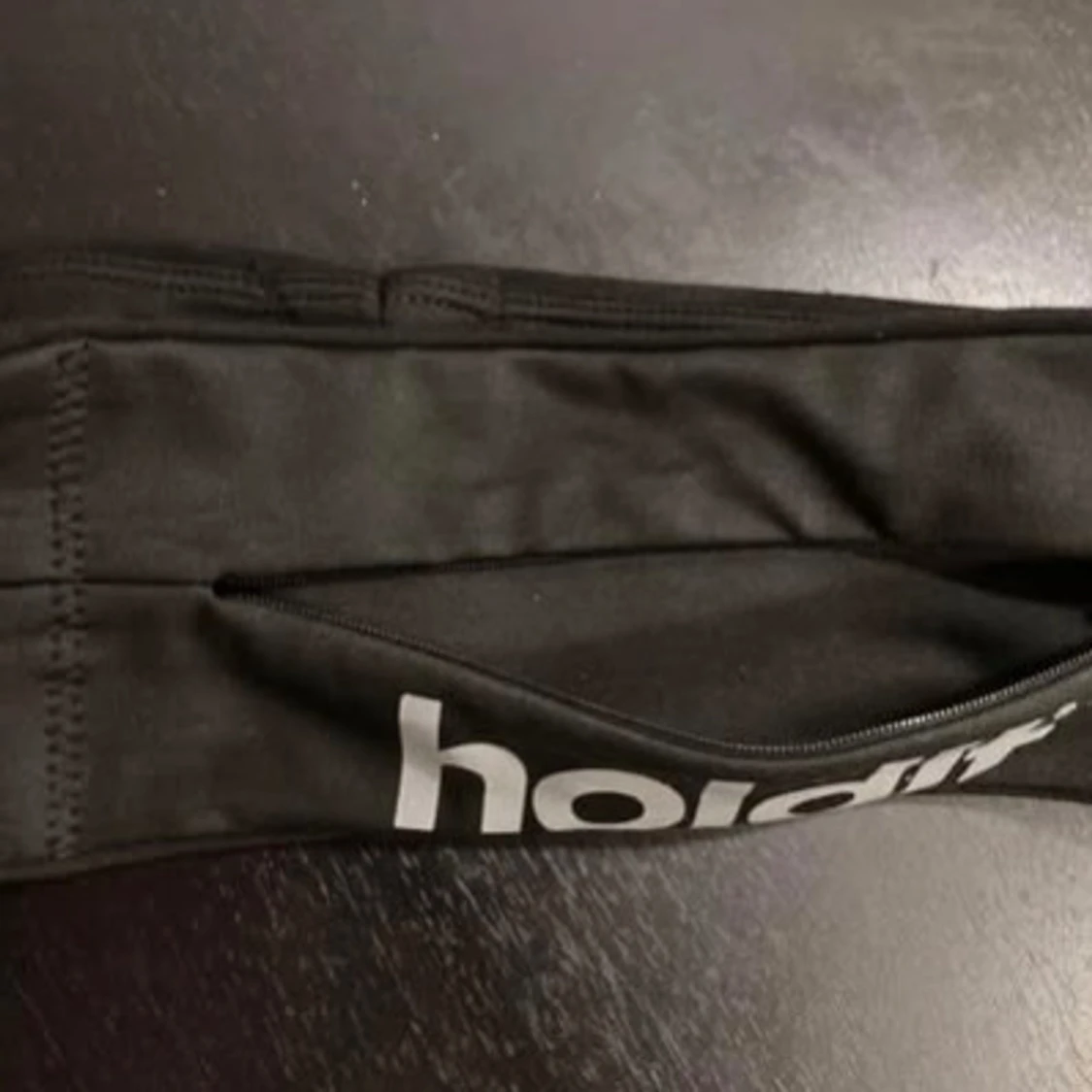 Svart aktivitetsbälte från Holdit - 2