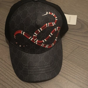 Gucci snake keps - Gucci snake keps helt ny 