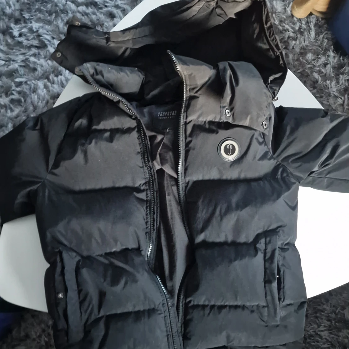 Svart pufferjacka från Trapstar - 1