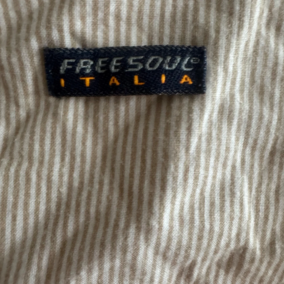 Vit och beige skjorta från Free Soul Italia - 4