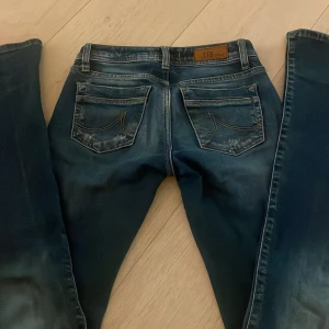 Mörkblå jeans från LTB - Snygga mörkblå jeans från LTB. Inte använt så mycket Då det är för små. Så det är i Mycket bra sick.stl W24 L36