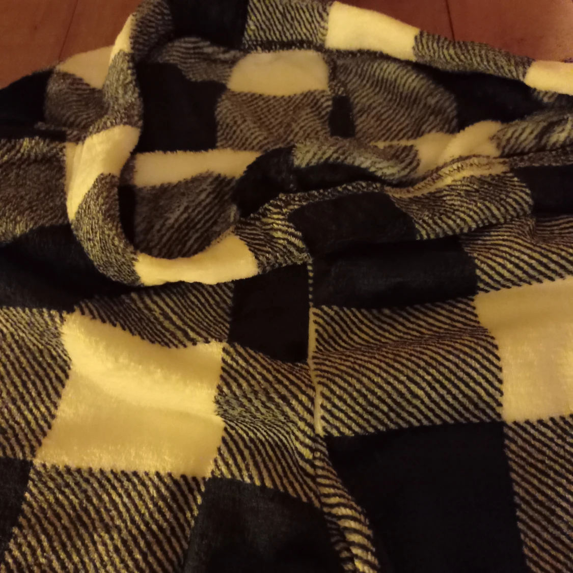 Svart och vit rutiga byxor+tröja  - 1