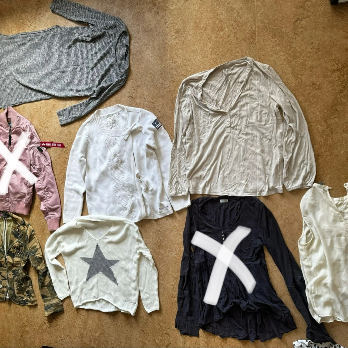 UTFÖRSÄLJNING: Klädpaket MNG, Bondelid Klänning Kjol Damkläder Camo Jacka HM Vit - 2