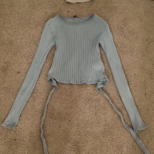 Ljusblå ribbad topp - Kom privat så kan vi prata priset och köp inte via instabox bara postnord💕