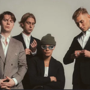 HOV1 biljetter  - Säljer 2 st hov1 biljetter till -Vi dansar vidare i livet- i Göteborg 22 augusti. Pris kan diskuteras 