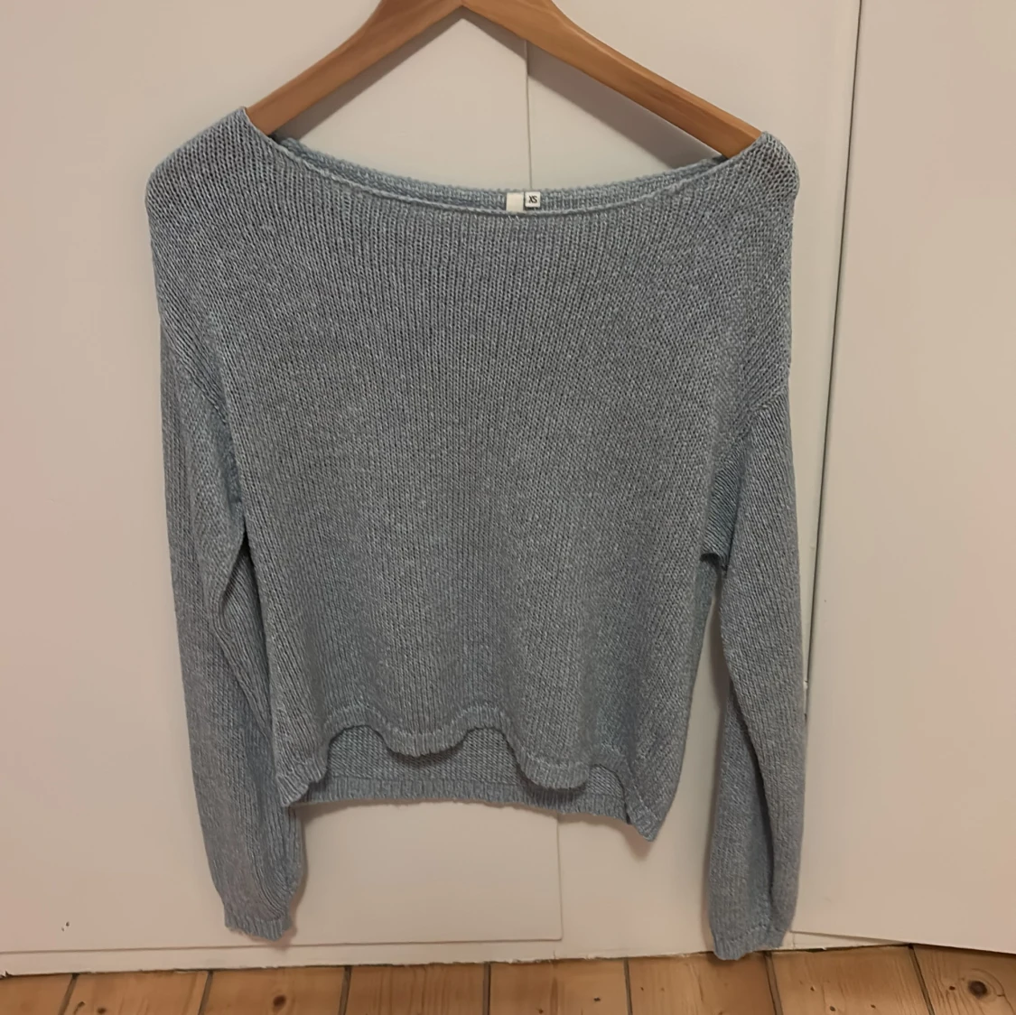 Ljusblå stickad tröja från NLY Trend