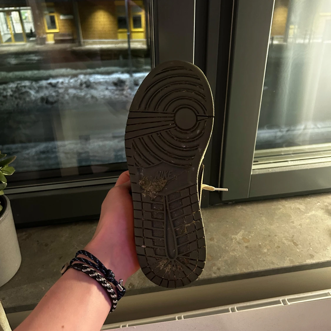 Jordan 1 ”Travis scott” low - 2