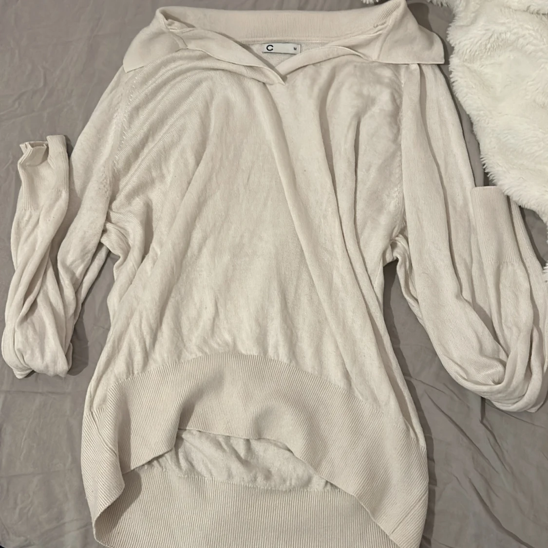 Beige långärmad tröja