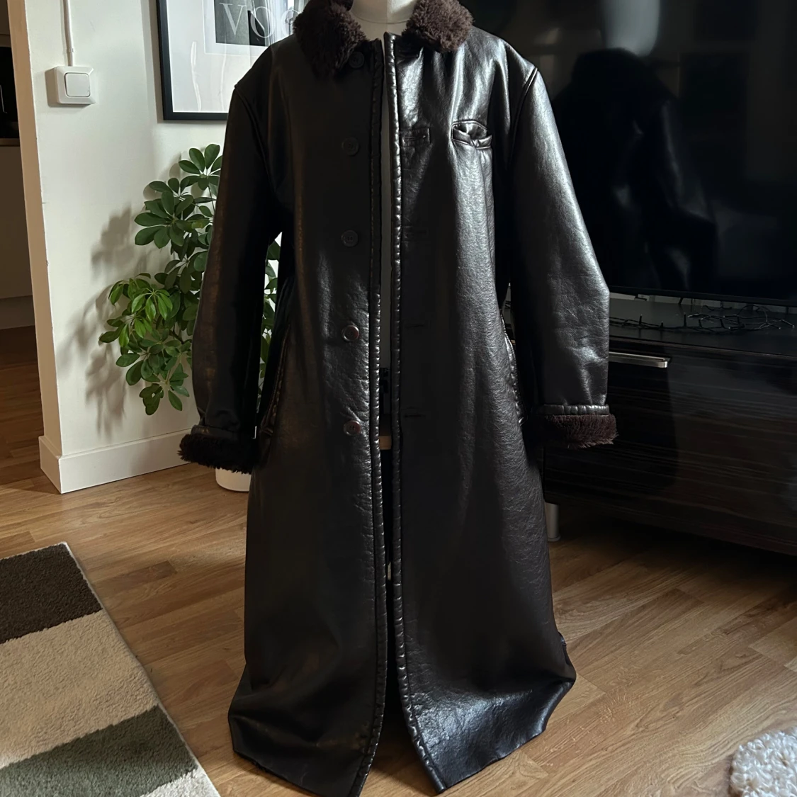 Brun skinnrock från Armani Jeans