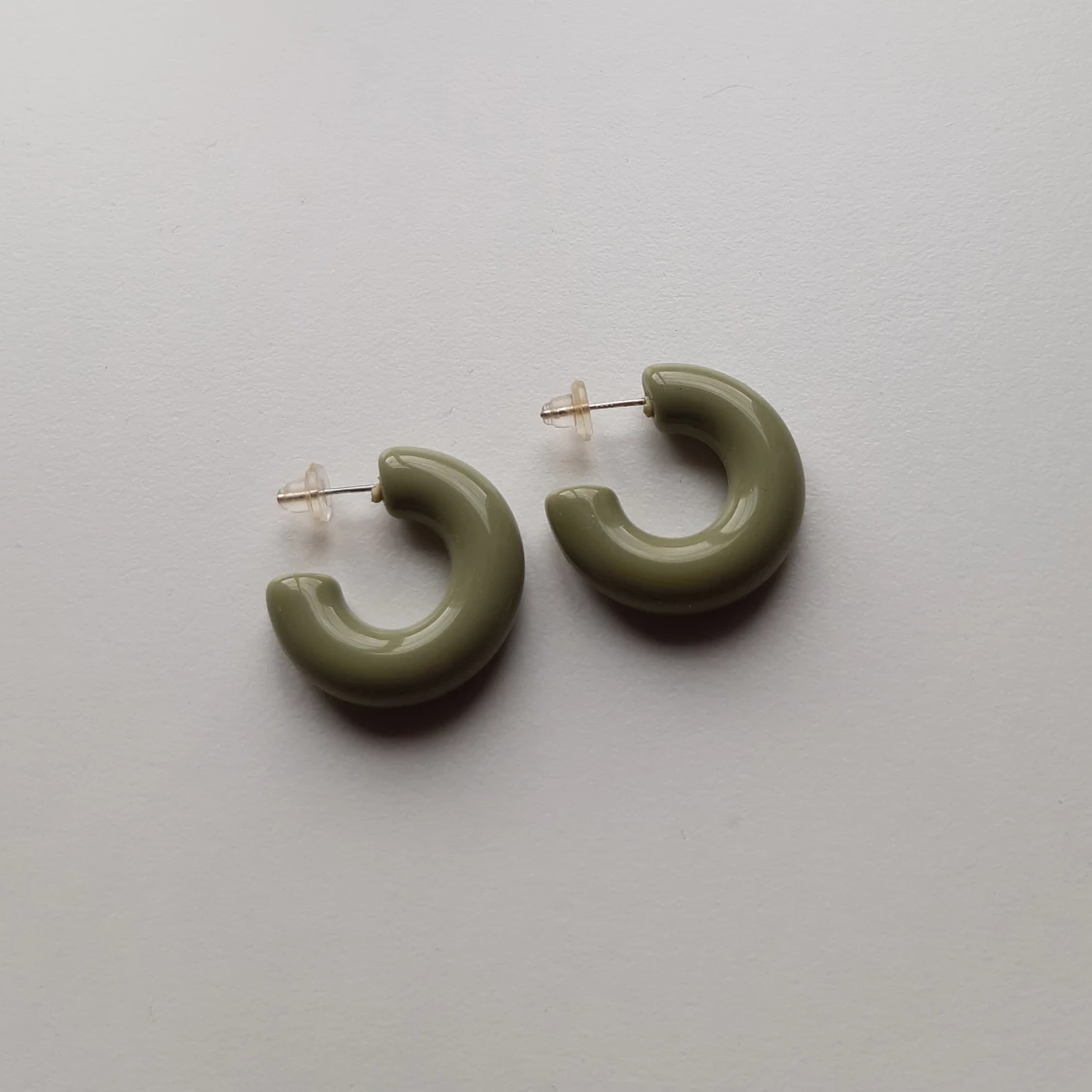 Gröna örhängen - 1