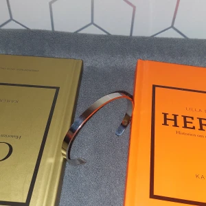 Silver Armband - Elegant och stilrent armband i silverfärg. Helt nytt 