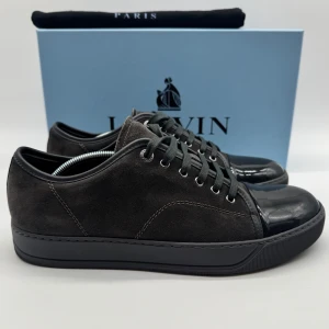 NYA LANVIN CAP TOE - Lanvin Cap toe - Skick: 10/10 (NYA) - Tillbehör: Box, Dustbag - Storlek 43/UK8 - Nypris ca 5200kr - DeluxeCloset