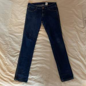 Stl: 29/32 Lowaist skinnyjeans 