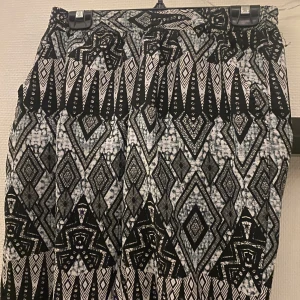 Mjukisbyxor  - Mjukisbyxor från terranova. Vet inte hur det märket är allmänt då jag tog dem från min syster men jag gillar dem här byxorna väldigt mycket. 