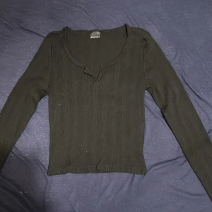 Gina topp - Bra skick