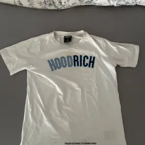 Hodrich t-shirt helt fläckfri och felfri. Storlek: 13-15y