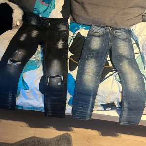 Jeans  - Nu säljer jag mina jeans då jag inte vill ha dem längre och dem är för små 600 för båda 